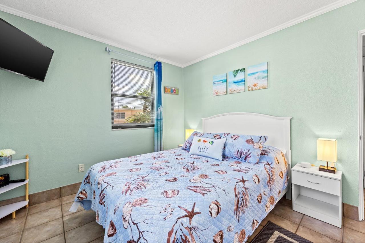 Majestic Beach Condo In Beachfront Resort In St Pete Beach 세인트피트비치 외부 사진